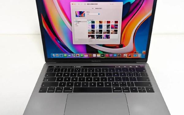 19岁MACBOOKPRO高清—19版macbookpro